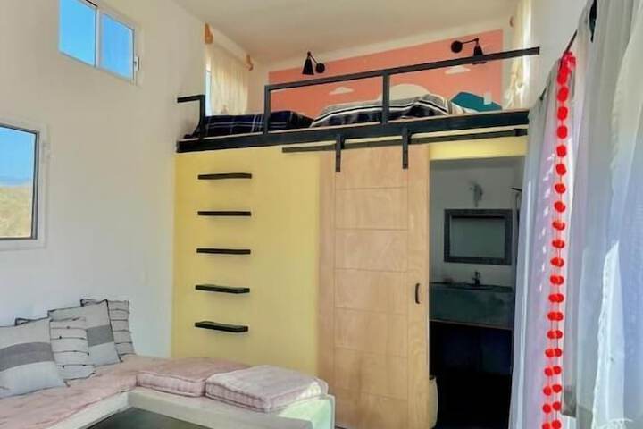 Room 6 of 53