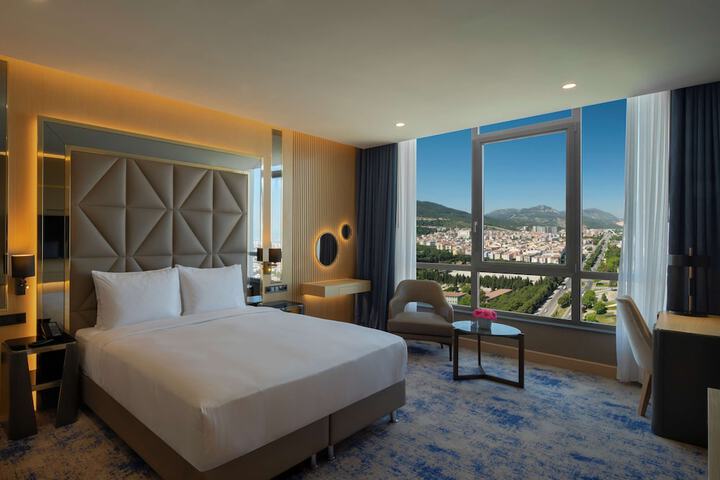 Room 14 of 64