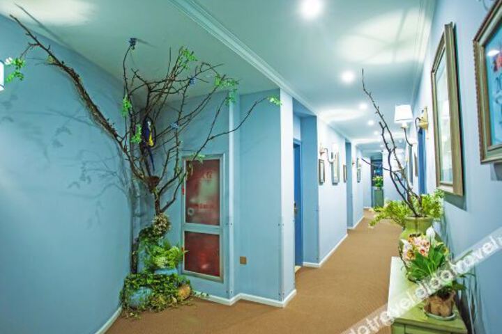 Hotel Interior 30 of 45