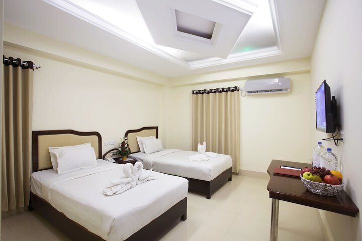 Room 7 of 26