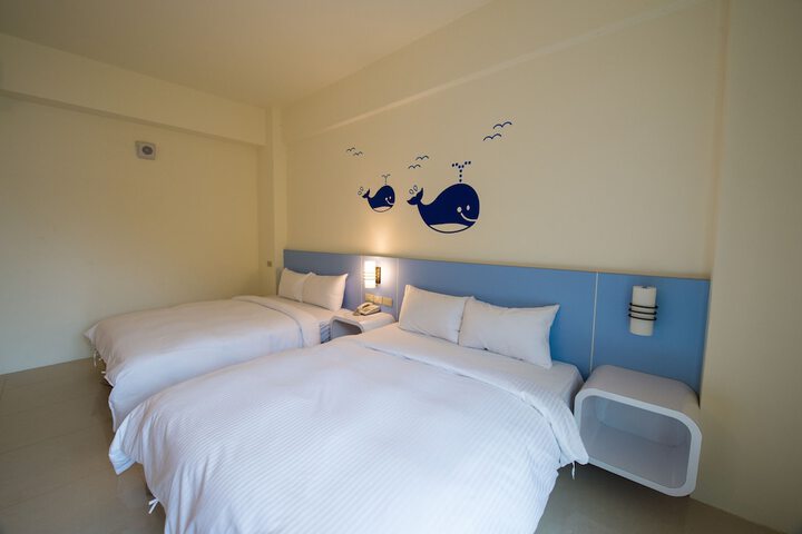 Room 6 of 48
