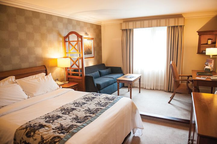 Room 6 of 49