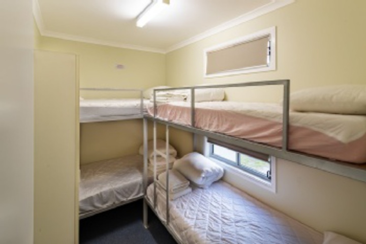 Room 406 of 792