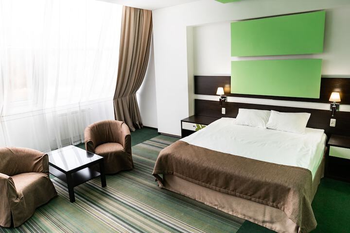 Room 21 of 72