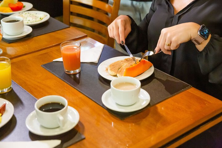 Breakfast/Coffee Service 38 of 52