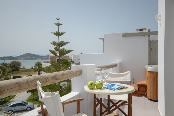 Terrace/Patio 196 of 199