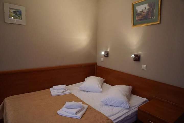 Room 19 of 60