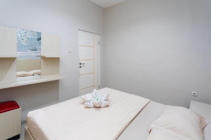 Room 9 of 73