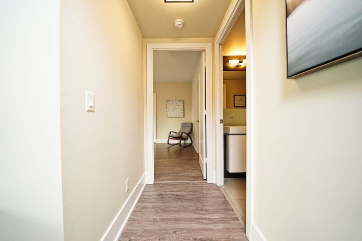 Room 21 of 448
