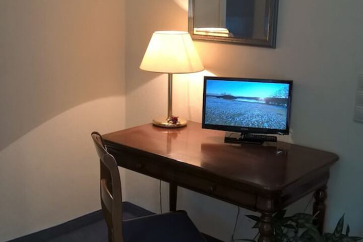 Room 7 of 30