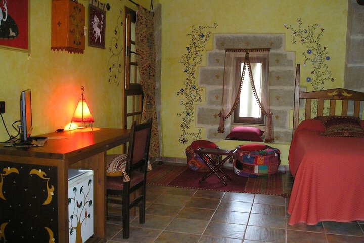 Room 30 of 77