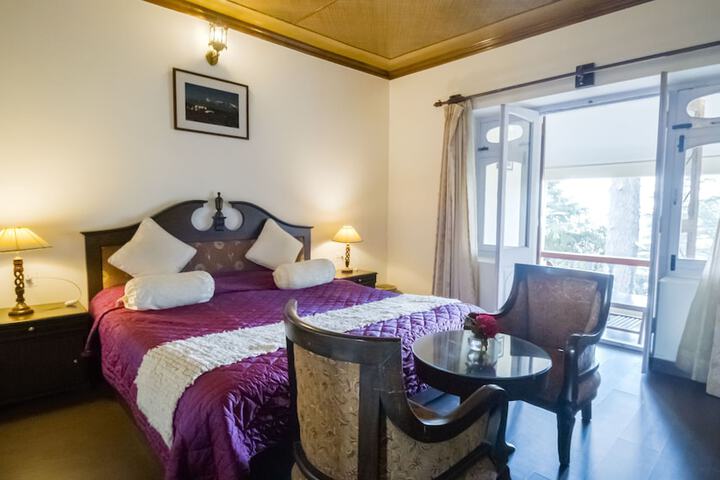 Room 4 of 34