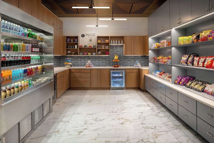 Snack bar