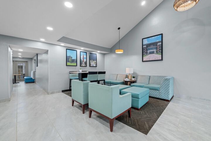 Hotel Interior 4 of 65