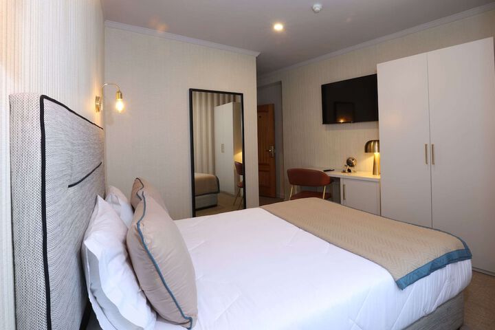 Room 38 of 70