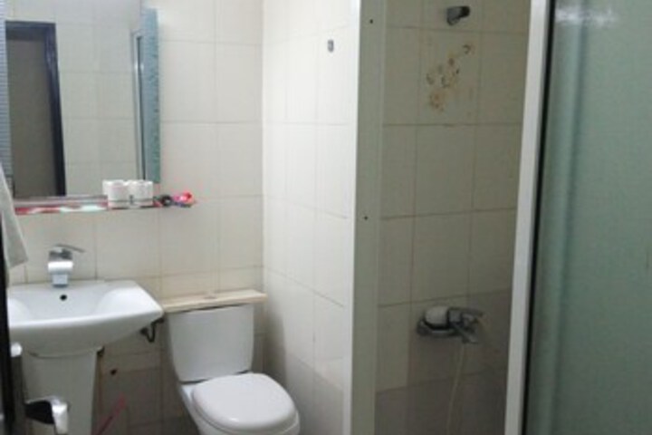 Room 2 of 12