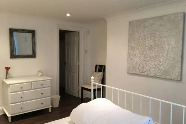 Central Seafront Flat in Kemp Town