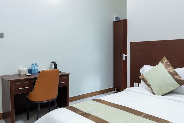 Room 15 of 36