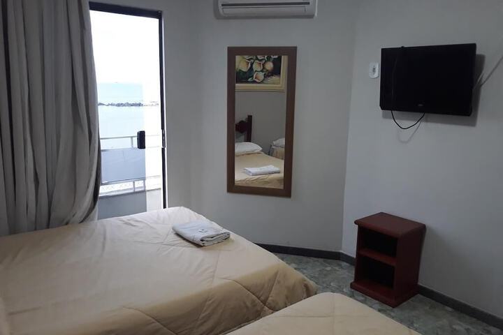 Room 7 of 29