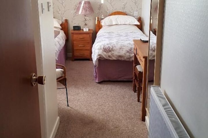 Room 11 of 41