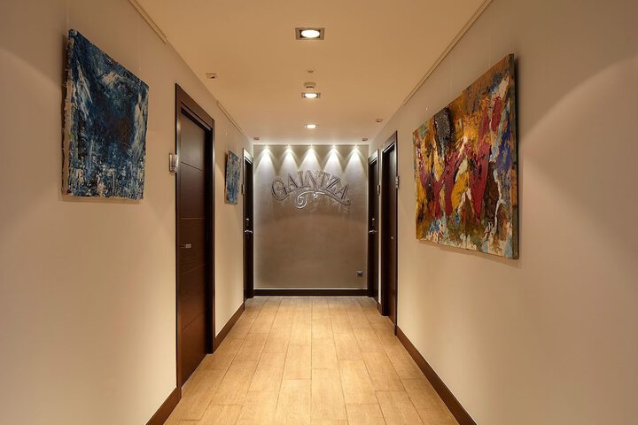 Ballroom/Hall 29 of 36