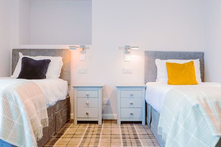 Room 3 of 57