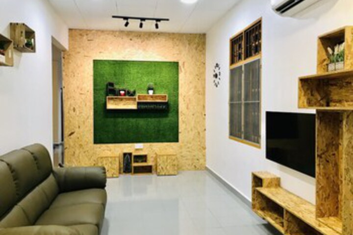 Room 10 of 22
