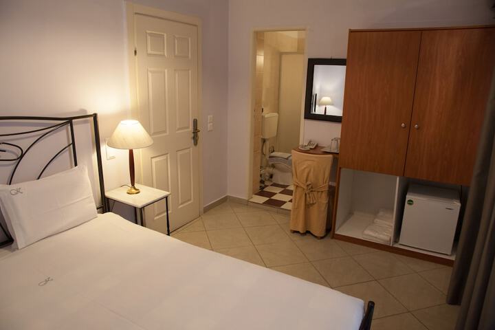 Room 11 of 55