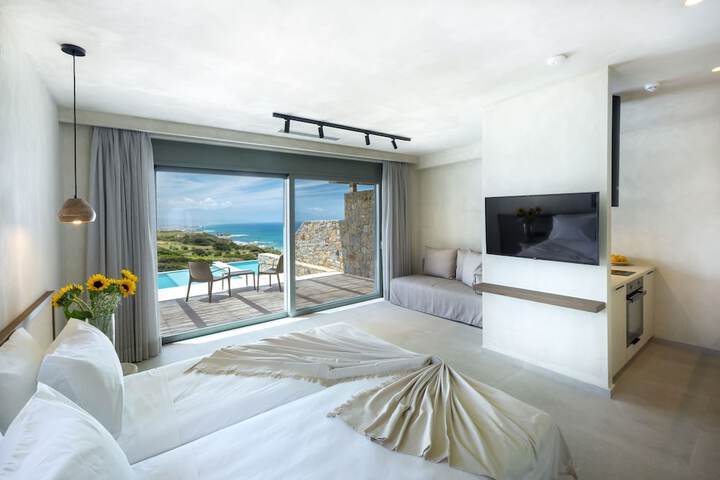 Room 4 of 22