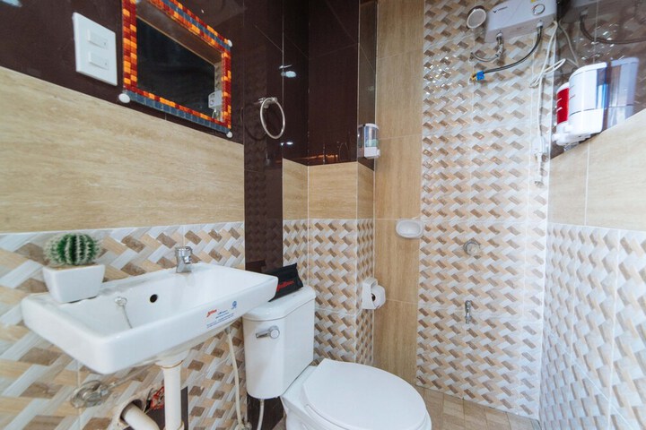 Room 17 of 30