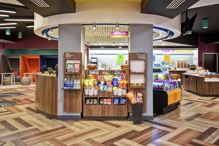 Snack bar