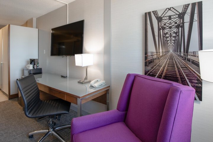 Room 10 of 52