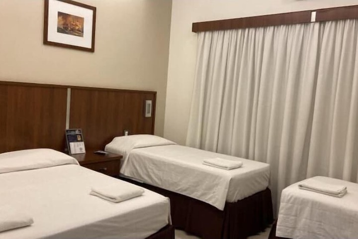 Room 8 of 23