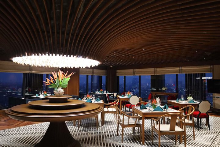 Dining 93 of 157
