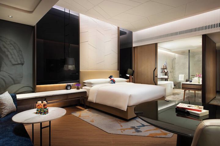 Room 29 of 118