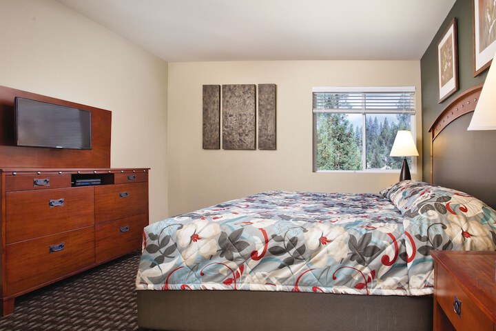 Room 2 of 16
