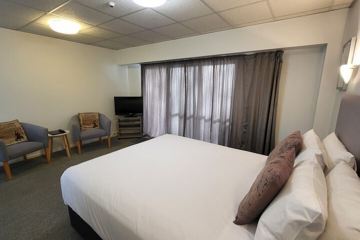 Room 17 of 65