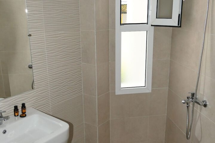 Room 30 of 49