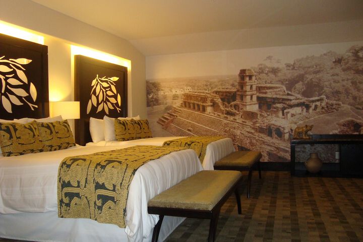 Room 7 of 121