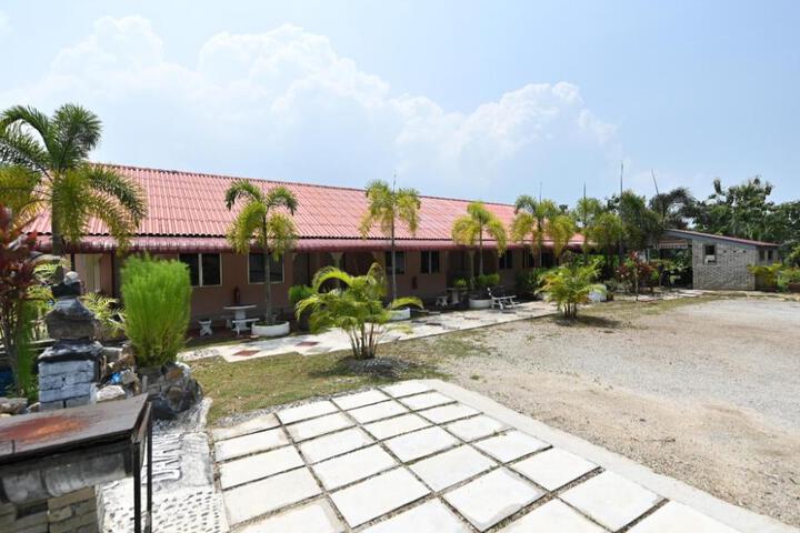 General 4 of 26