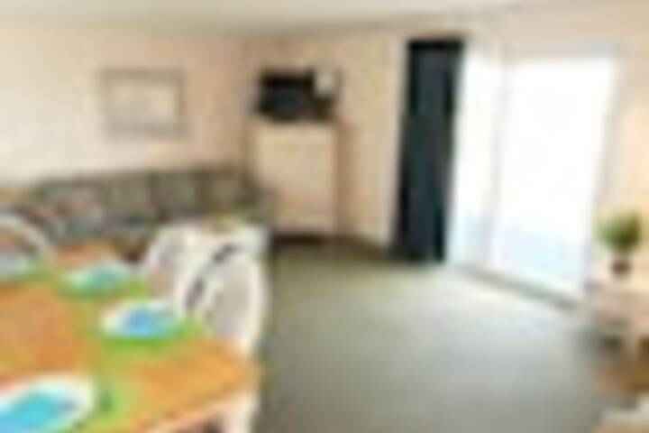 Room 47 of 156