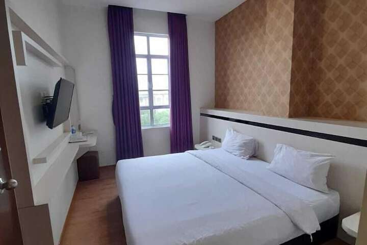 Room 14 of 46