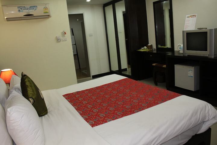 Room 29 of 39