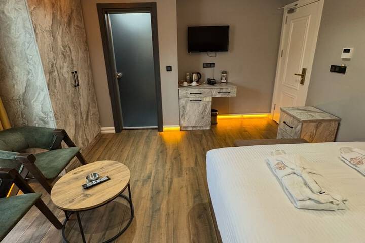 Room 15 of 45
