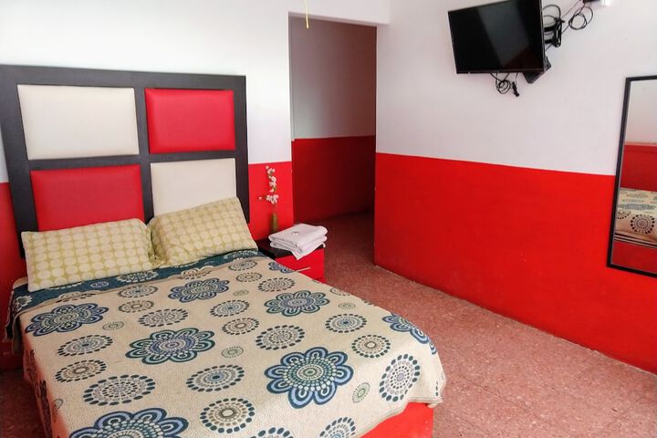 Room 5 of 43