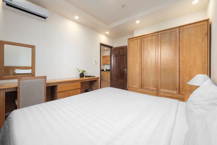 Room 6 of 44