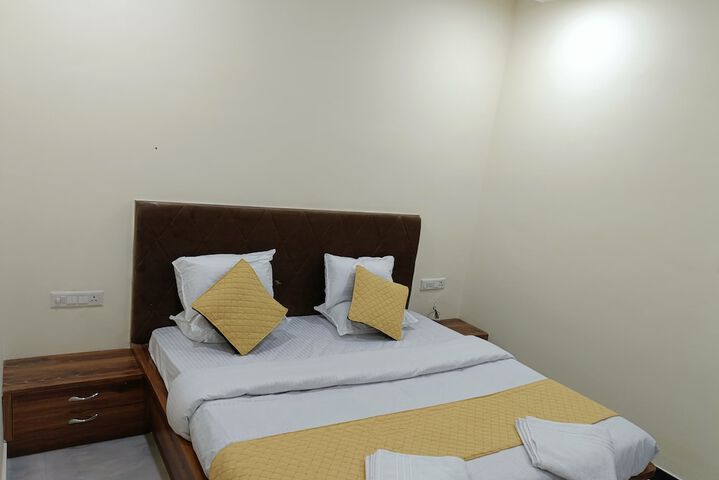 Room 20 of 44