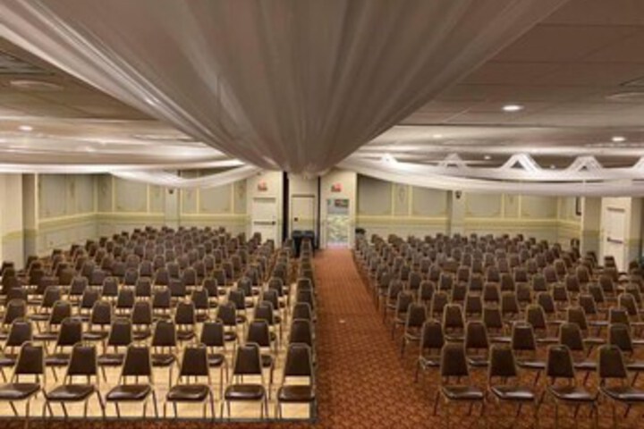 Banquet hall