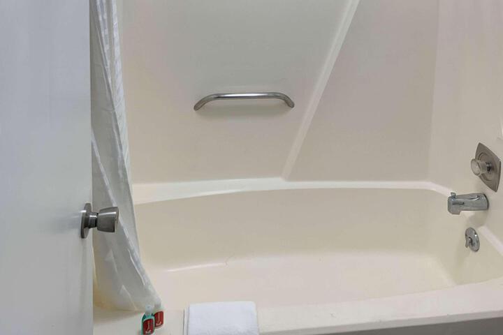 2 Single Beds (1 of 2)
