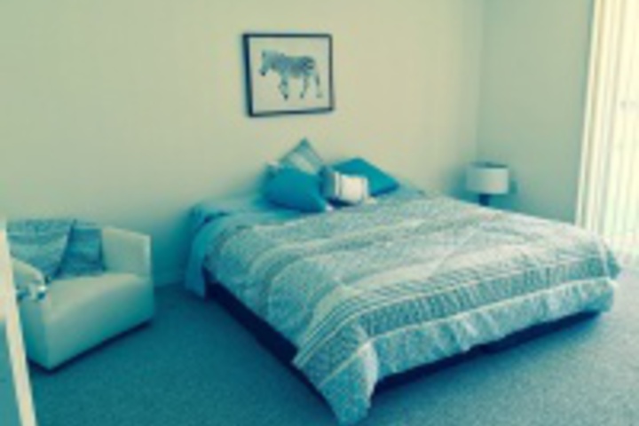 Room 6 of 84